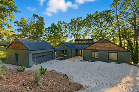 Sold home at 5685 Cherokee Trace, Cumming, GA